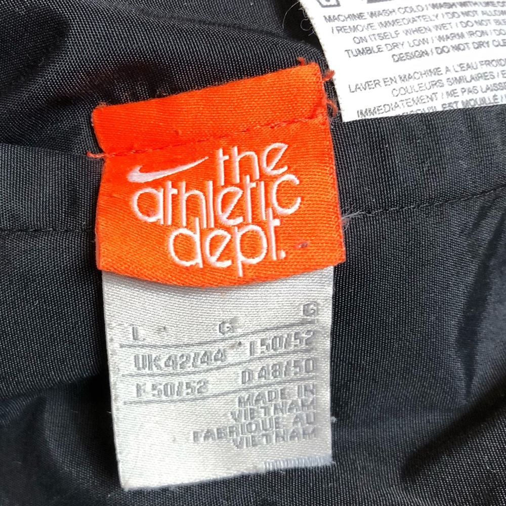 Nike Reversible Black Jacket Unisex Size L. - Picture 3 of 14